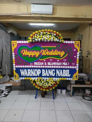 Papan Bunga di Larangan Utara